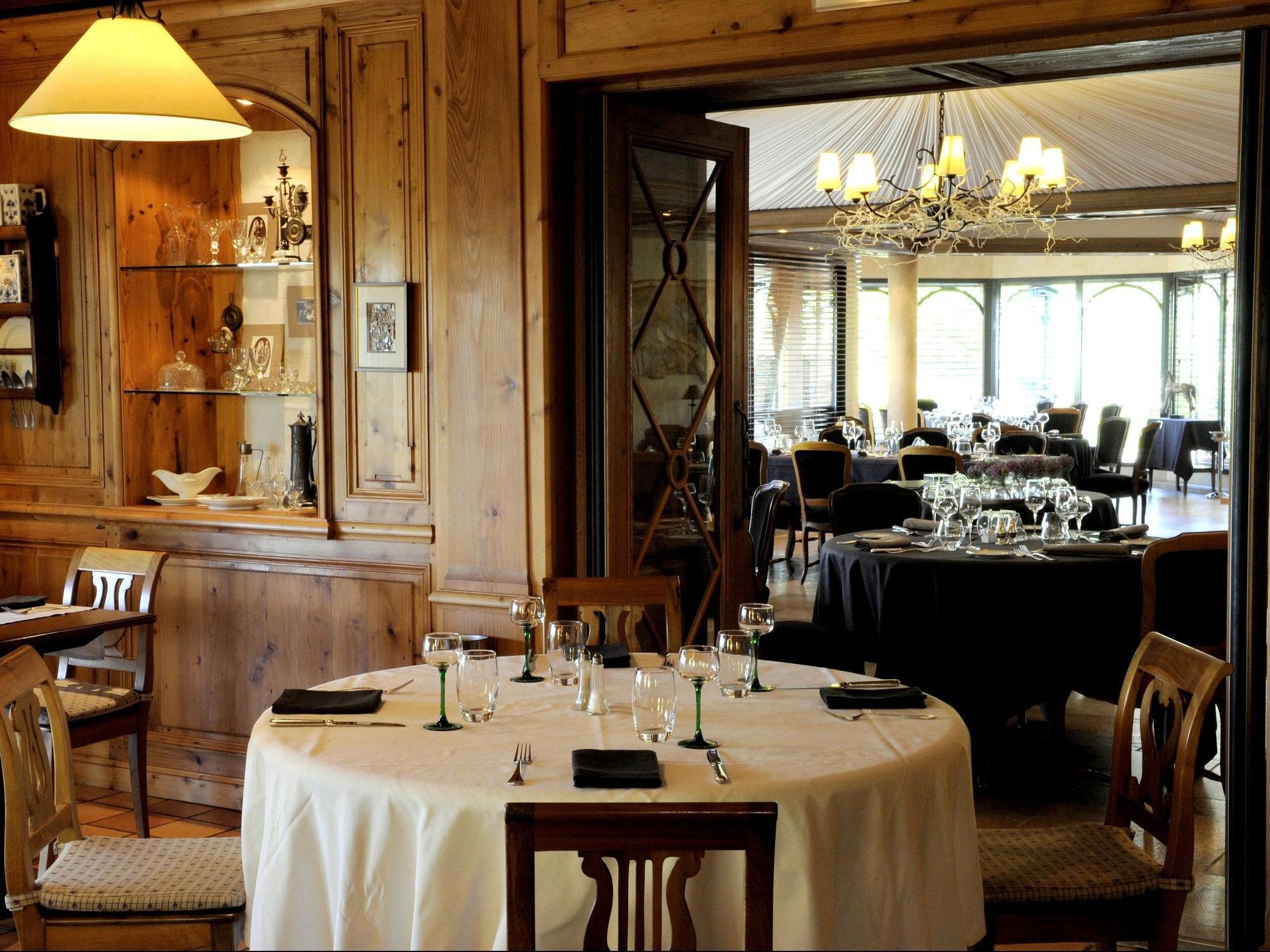 Logis Hotel Le Parc & Spa Saint-Hippolyte  Luaran gambar